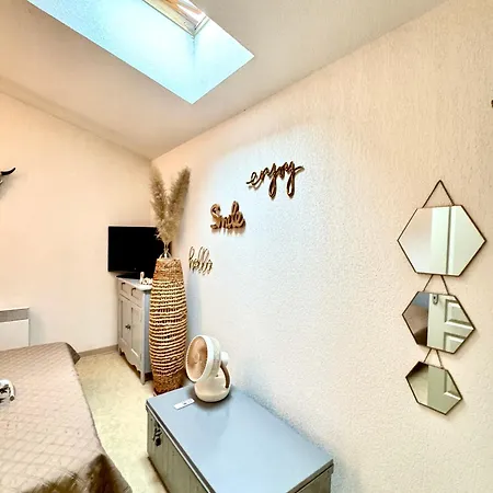 Hébergement de vacances Maison De Au Calme 4 Personnes Avec Piscine *