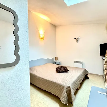 Maison De Au Calme 4 Personnes Avec Piscine Hébergement de vacances
